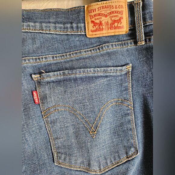Levi's Jeans Women 16 (35x29) 515 Boot Cut Mid Rise Pockets Blue Casual Western - Picture 9 of 9